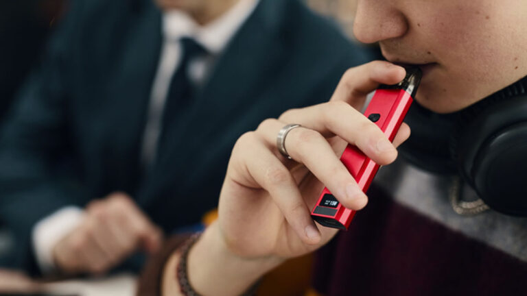 Ireland to Ban Disposable Vapes in 6 Months Ireland Disposable Vape Ban