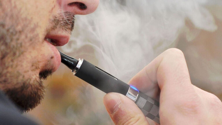 Mexico Deputies Approve Total Vape & E-Cigarette Ban Mexico Vape Ban, E-cigarette Prohibition