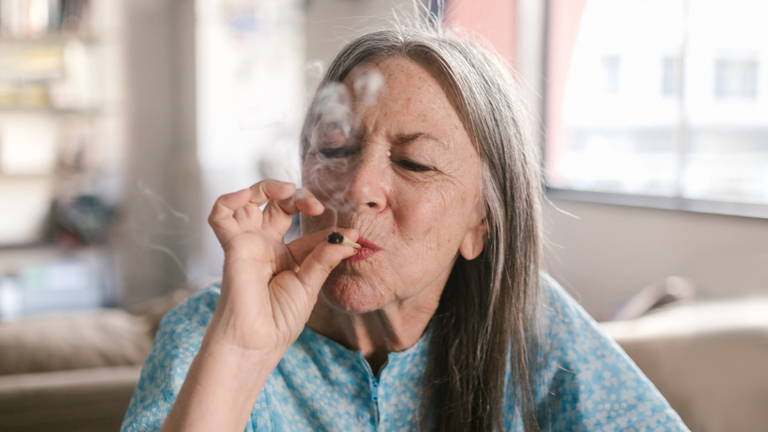 US Teen Cannabis Use Drops as Senior Consumption Climbs teen cannabis use decline, senior cannabis trends